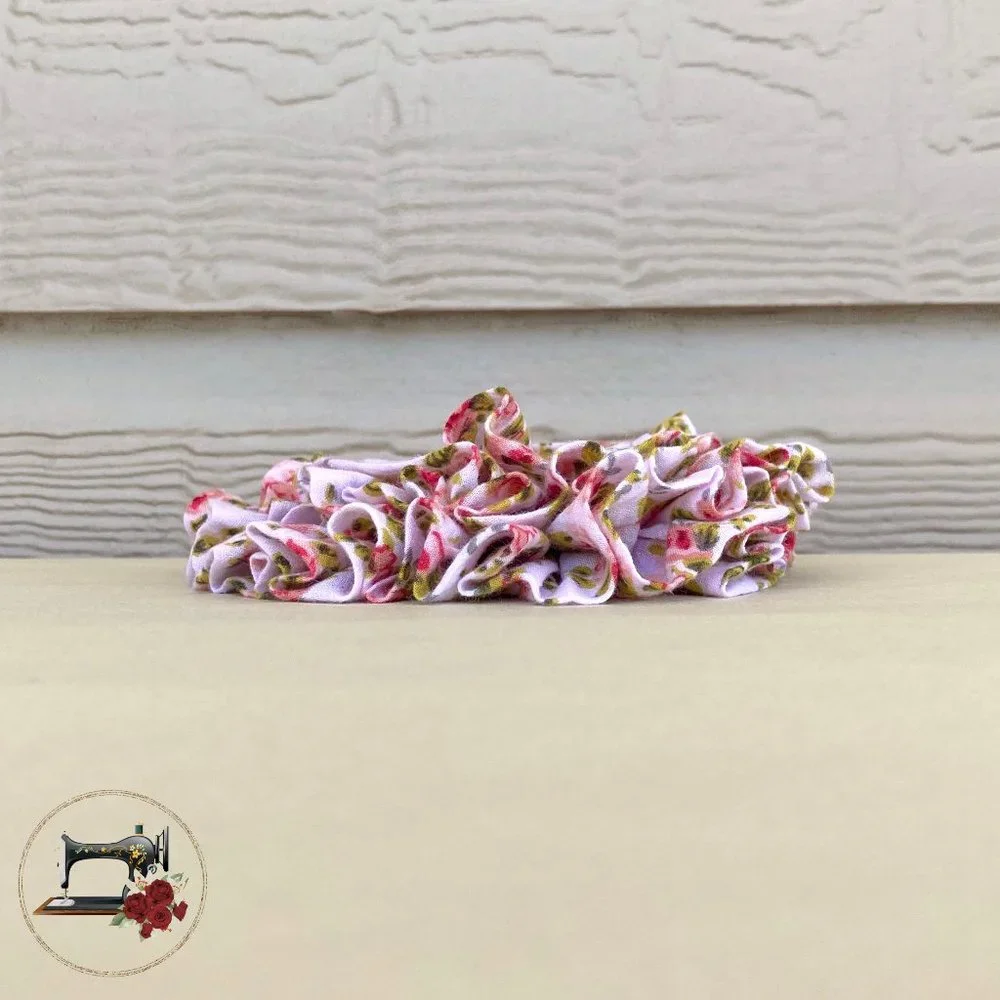 Handmade flower clip, ruffled hair flower, purse accessory, Pink accent flower - Picture 3 of 4